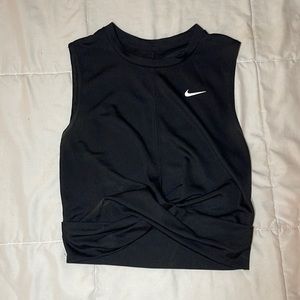 nike cropped workout top